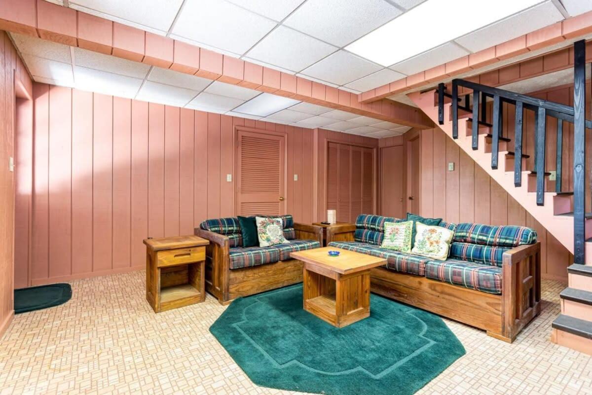 Hot Tub, Large Deck, Wifi, Fire Pit At Chalet Cabin Morton Grove ภายนอก รูปภาพ