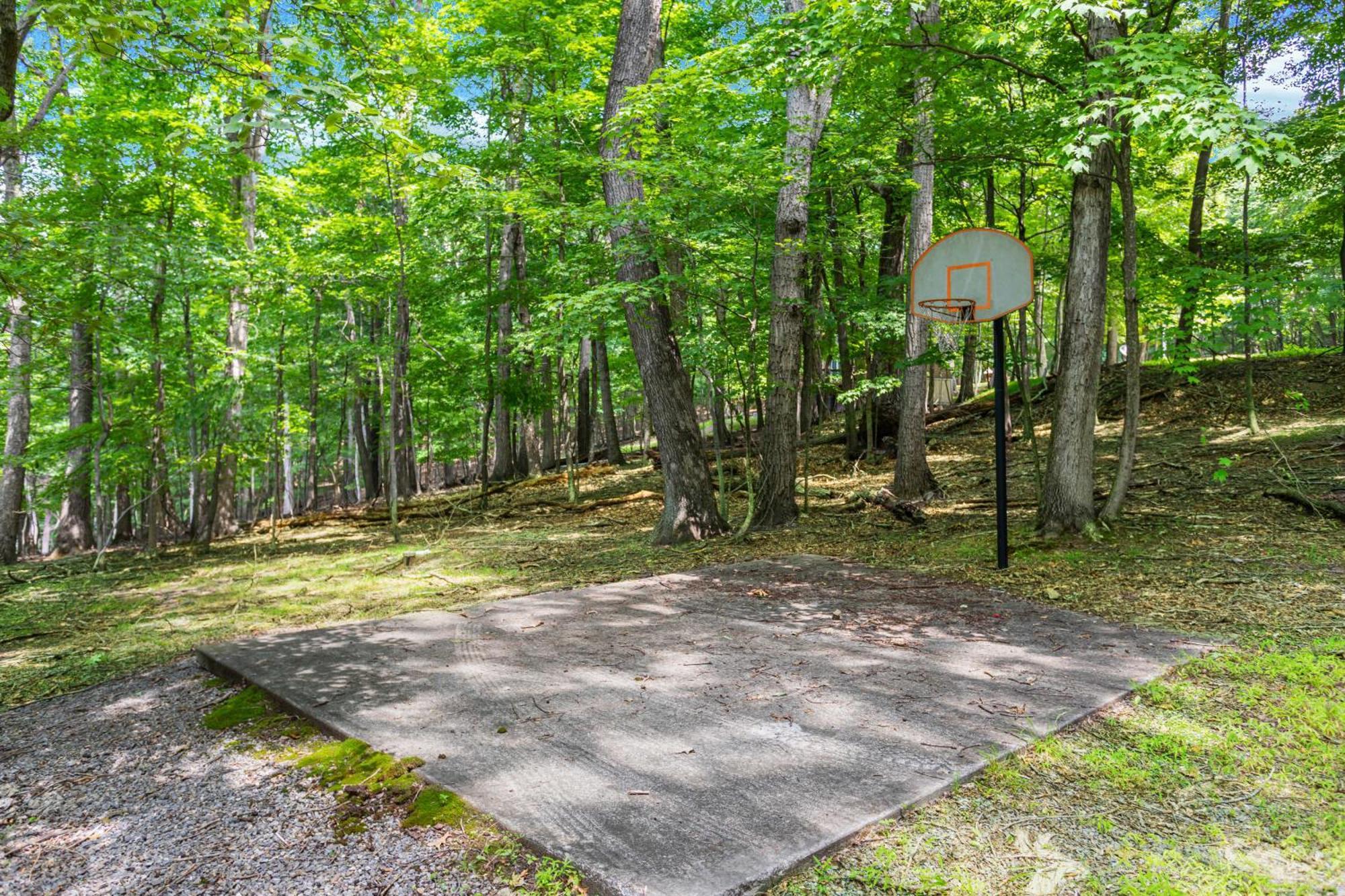 Hot Tub, Large Deck, Wifi, Fire Pit At Chalet Cabin Morton Grove ภายนอก รูปภาพ